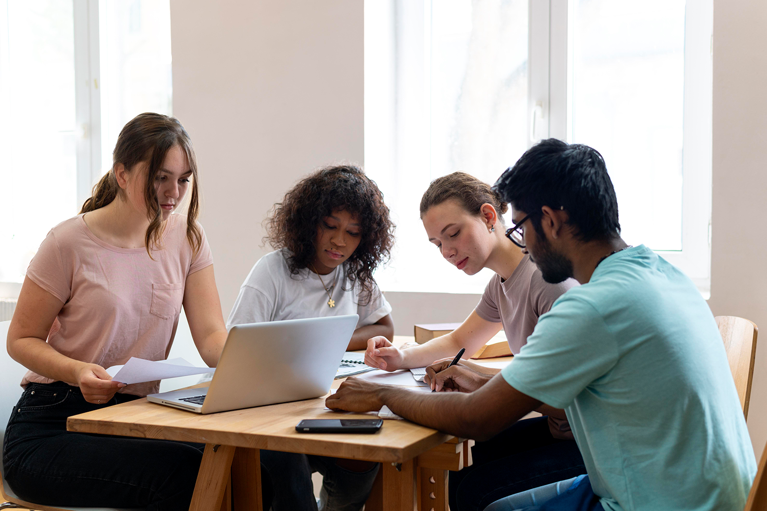 Como a aprendizagem prepara jovens para o mercado?
